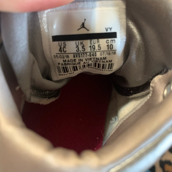 Jordans toddler sneakers - Picture 5 of 5